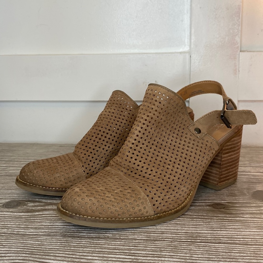 Open back Franco Sarto heeled booties size 8.5